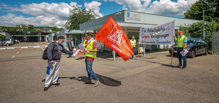IG Metall kündigt Widerstand an gegen Abbau von 300 Arbeitsplätzen bei der Firma Eberspaecher: Foto: Roberto Bulgrin