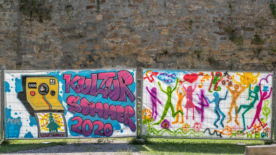 Bunt sind sie geworden, die Graffiti im Marschallgarten. Foto: Carsten Riedl