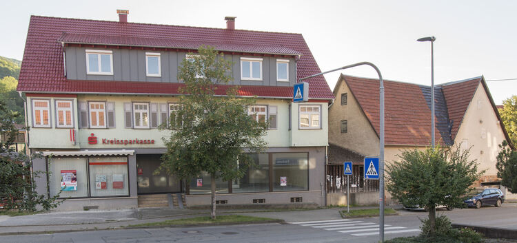 In der Weilheimer Straße 1 und 3 in der Neidlinger Ortsmitte entsteht das „Betreute Wohnen“. Foto: Peter Dietrich