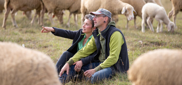 Inga Rubens und Florian Kirchner besuchen ihre Wollelieferanten. Foto: Jean-Luc Jacques