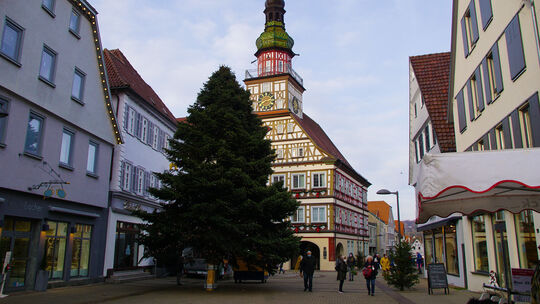 Wer die Shoppingtour richtig plant, findet in der Fußgängerzone genug Platz zum Bummeln. Wer die Shoppingtour richtig plant, findet in der Fußgängerzone genug Platz zum Bummeln.