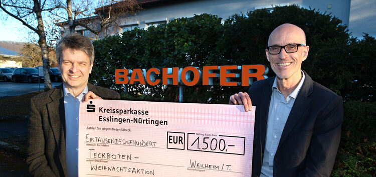 Weihnachtsaktion- Spende Firma Bachofer aus Weilheim -  1500 Euro für TB -                        Dr. Stefan Ittner (links) und