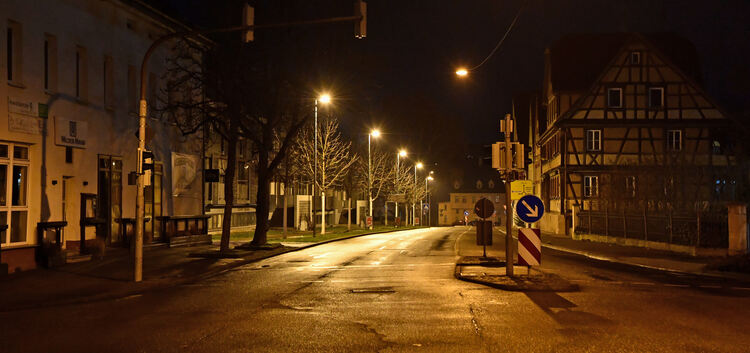 Keine Menschenseele war um Mitternacht an der Kreuzung des Kirchheimer Amtsgerichts zu sehen. Geschossen wurde dieses Mal andern