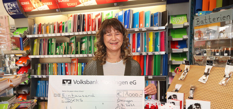 Ulrike Bristle freut sich, dass sie mit ihrer Spende helfen kann. Foto: pr