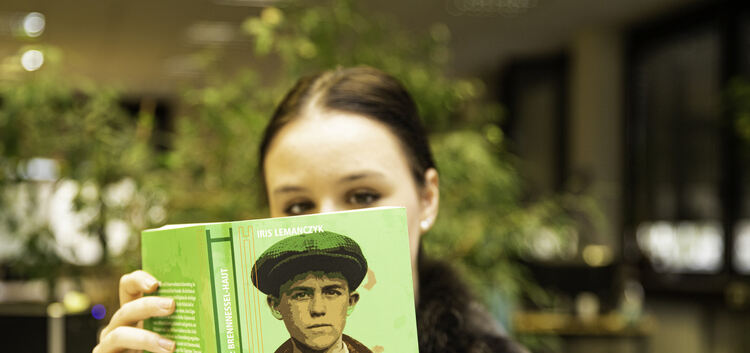 Fesselnd, wahr und lehrreich: der Jugendroman „Brennnesselhaut - eine wahre Geschichte“.Foto: Jean-Luc Jacques