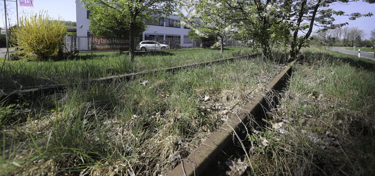 Eine neue Studie soll die stillgelegte Bahnstrecke Richtung Göppingen aus dem Dornröschenschlaf wecken.Foto: Jean-Luc Jacques