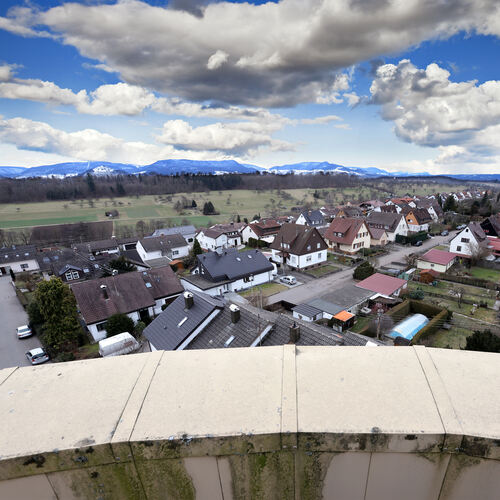 Rundumblick: Die Aussicht vom Wasserturm in Ohmden. Foto: Jean-Luc Jacques