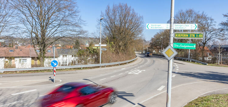 Der Gehweg in der Kiefernstraße wird erneuert. Foto: Carsten Riedl