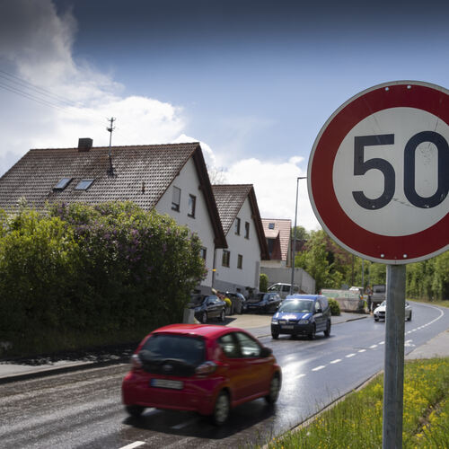 Noch darf man an der Notzinger Ortsausfahrt Richtung Kirchheim 50 Stundenkilometer fahren. Doch sowohl die Anwohner als auch der