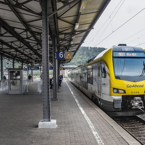 Dieser Metropol-Express von Go-Ahead fährt ab Plochingen durchs Filstal nach Ulm. Ende 2022 ist geplant, einen Regionalzug über