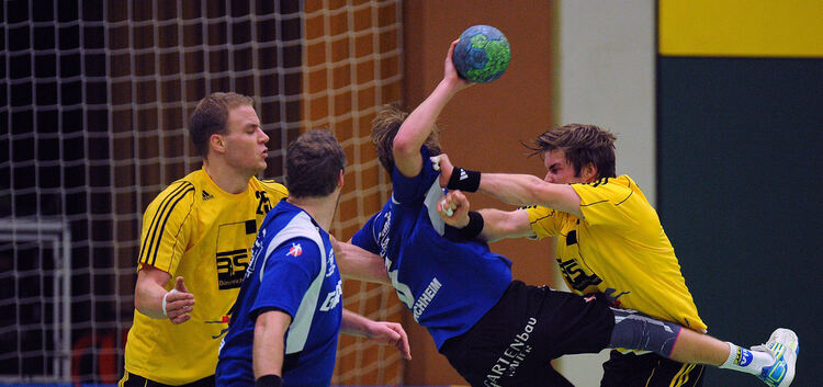 TSV  Owen - VfL KirchheimMatthias Mikolaj (Kirchheim) mit Ball