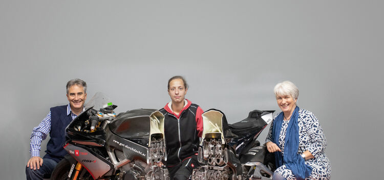 Wer das von der Firma Grau zersägte Motorrad in der Ausstellung sehen will, hat dazu bis zum 16. Januar die Möglichkeit. Foto: C