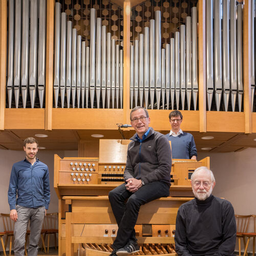 Die vier Organisten Tobias Trostel, Daniel Trostel, Manfred Häfele und Reinhold Sander (von links)Foto: Marin Braun