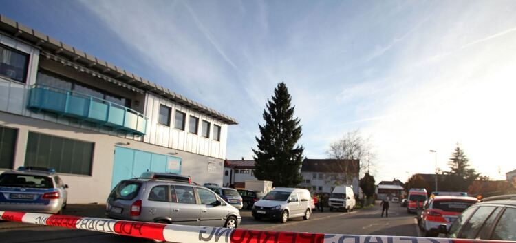 KÖNGEN: Gegen 14:30 wurden am Sonntag in Köngen zwei Kinder tot in Wohnung gefunden - Die Polizei ermittelt.Laut ersten Infos ha
