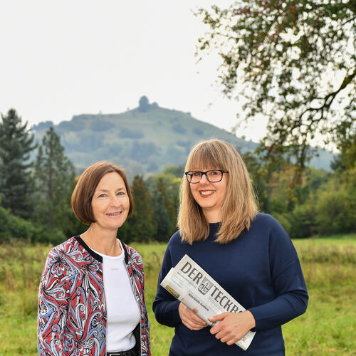 Sie weiß, wie Schwaben schwätzen: Sylvia Scheufele hat Cindy Jäger (rechts) geholfen, Teile ihres ­Romans ins Schwäbische zu übe