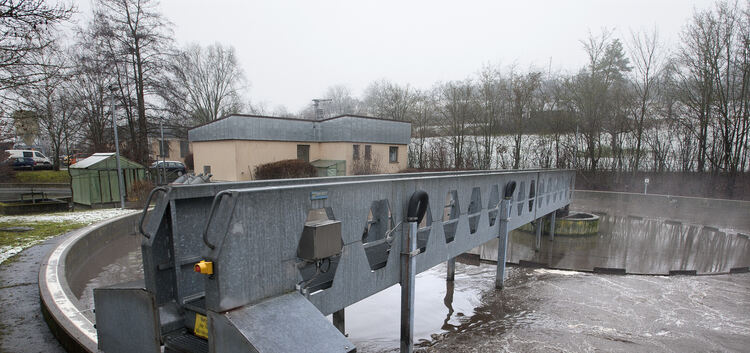 Möglicherweise wird in der Notzinger Kläranlage die Belüfterbrücke gegen eine Gebläsestation ausgetauscht.Foto: Jean-Luc Jacques