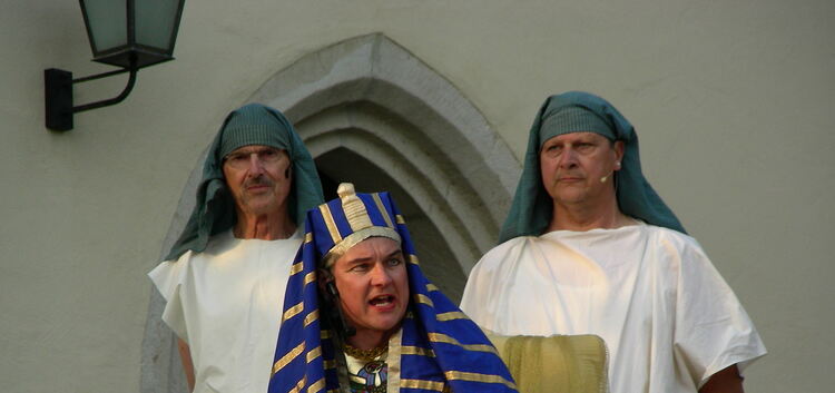 Das Bibeldrama „Mose“ begeisterte rund 600 Zuschauer an der Jesinger Petruskirche. Foto: Rainer Stephan