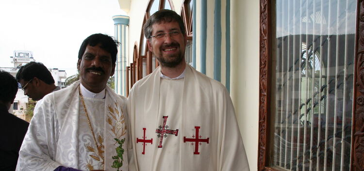 Bischof Dr. Singh (links) und Ekkehard Graf.Foto: pr