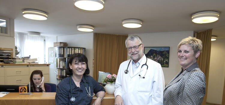 Bärbel Gärtner-Landenberger (links) übernimmt zum 1. Juli die Hausarztpraxis von Richard Warth. Damit hat Owens Bürgermeisterin