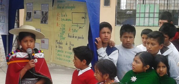 Die Schulkinder in Salasaca. Foto: privat