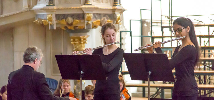 Adventskonzert der Musikschule zugunsten der Teckboten-Weihnachtsaktion in der Martinskirche
