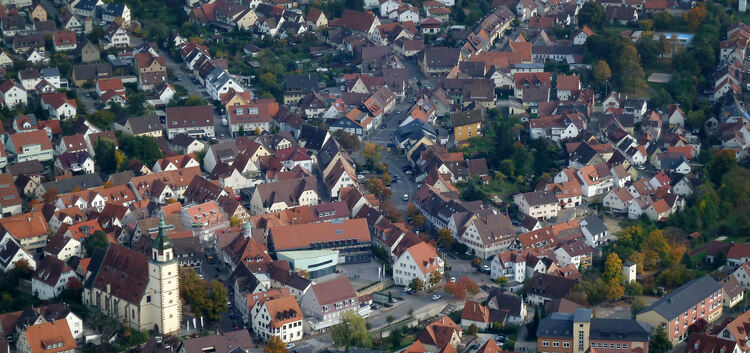 Es lebt sich gut in Weilheim, so die Ansicht der befragten Passanten. Allerdings: Luft nach oben gibt es immer. Fotos: Werner Fe