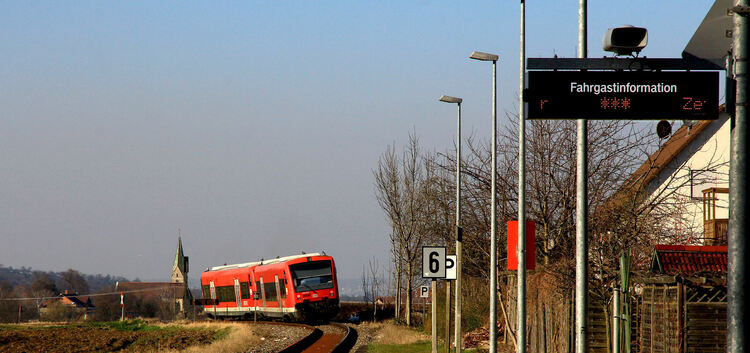 Bahnsteige wie der in Brucken sollen erhöht werden, doch die Förderungsfrist ist zu kurz. Foto: Dieter Ruoff