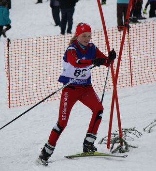 Gut gelaunt in der Loipe: Die Premiere der Leki Race Challenge Nordic in Römerstein sorgte für Spaß bei den 140 Teilnehmern. Fot
