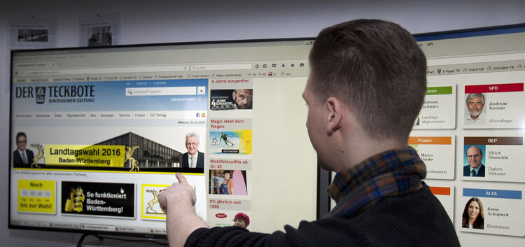 Thilo Nast vom Online-Team des Teckboten ermöglicht einen Überblick auf einen Klick.Foto: Jean-Luc Jacques