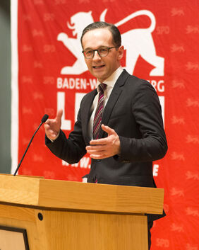 Bundesjustizminister Heiko Maas war beim Frühjahrsempfang der SPD in Wernau eigentlich bloß eingesprungen. Foto: Peter Dietrich