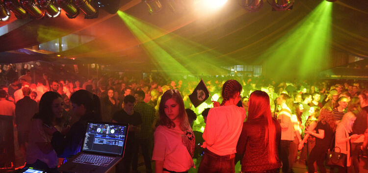 11. Owener Frühlingsfest, Festzelt Teckhalle, Musikverein Owen, Opening Party am Freitag 18.3.16 mit DJ Rock Master B