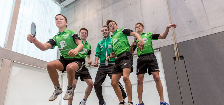 Senkrechstarter: Die U18 des SV Nabern ist der größte Werbeträger der Tischtennisabteilung.Foto: Carsten Riedl