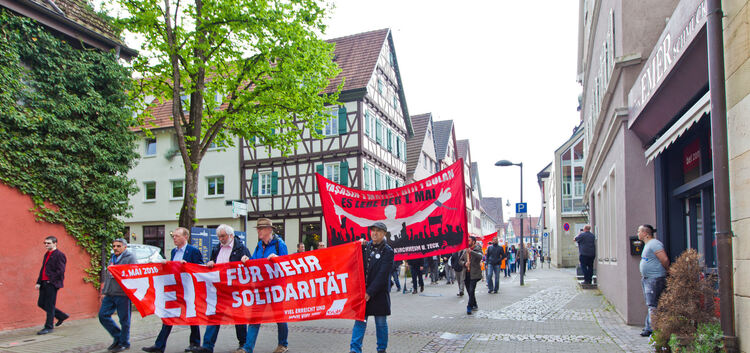 Zum Tag der Arbeit gingen gestern rund 150 Menschen in Kirchheim auf die Straße. Foto: Genio Silviani