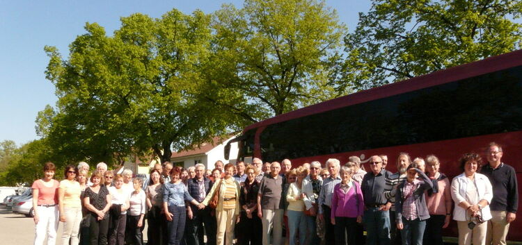 Ein ganzer Bus voller Freunde aus Kirchheims Partnerstadt RambouilletFoto: Arnold Hurth