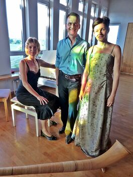 Sie huldigen Franz Schubert mit einer Sommerserenade: Sopranistin Christine Euchenhofer, der Bariton Burkhard Seizer sowie Sabin