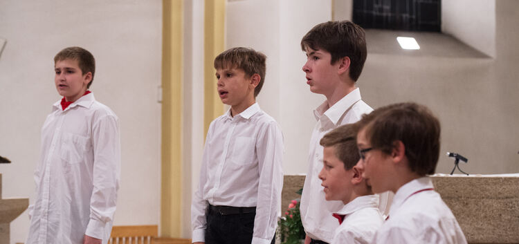 Bei Orgel plus Männerstimmen war die „Männersache“ des Ludwig-Uhland-Gymnasiums zu hören. Foto: Markus Brändli