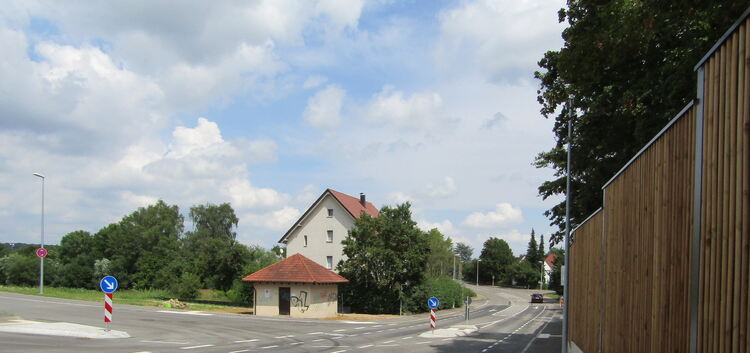 Die Lärmschutzwand verzögerte den Bau um drei Monate. Foto: Stadt Kirchheim