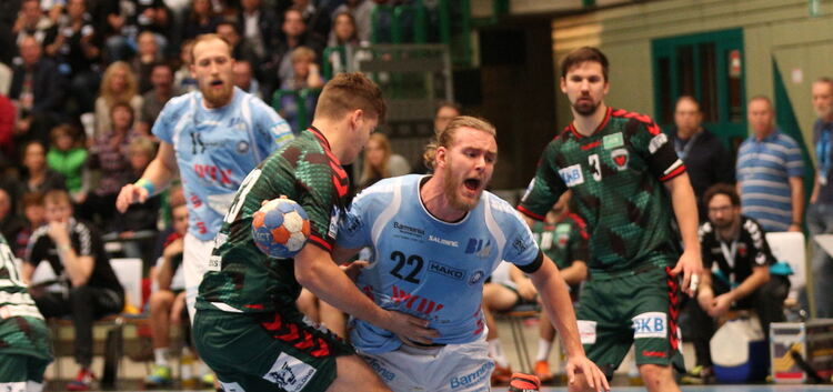 Erfolg im Handball will hart erkämpft sein: Fabian Gutbrod (Bildmitte) musste den sportlichen Erfolg zuletzt mit zahlreichen Ver