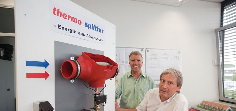 Ernst Bärenstecher (rechts) und Erhardt Wächter wollen mit ihrer Erfindung einen Beitrag zum Klimaschutz leisten.Foto: Roberto B