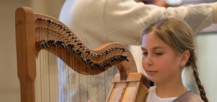 Benefizkonzert der Musikschule Kirchheim in der Martinskirche, zugunsten der TB-Weihnachtsaktion , Musik, Konzert