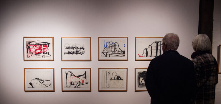53 Exponate aus dem Spätwerk des Künstlers Rudolf Schoofs sind derzeit im Kirchheimer Kornhaus zu sehen.Foto: Markus Brändli