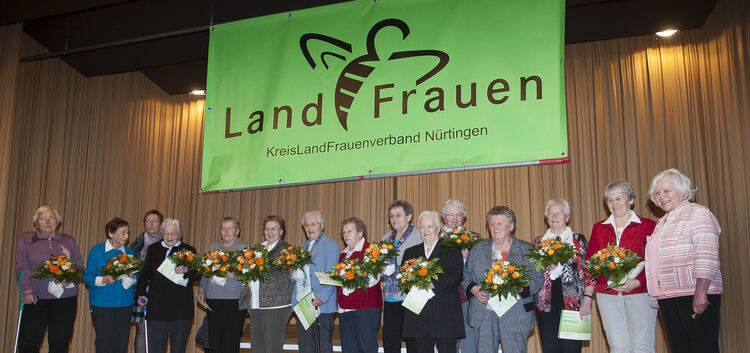 LandfrauentagEhrungen GründungsmitgliederTeckhalle Owen, 50 Jahre Kreislandfrauenverband Nürtingen