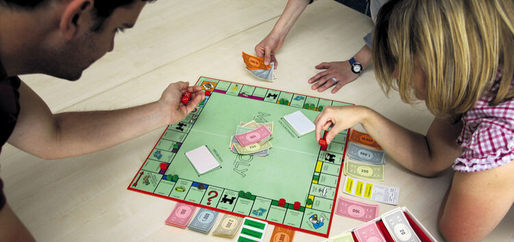 Monopoly - SpielspielenGesellschaftsspielBrettspielWeltspieltag am 28. Mai