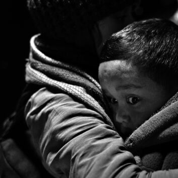 Gesichter, die sich einprägen: Geflüchtete bei der nächtlichen Ankunft auf der griechischen Insel Chios.Foto: Murat Türemis