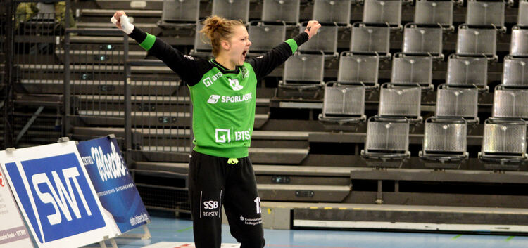 Frauen Handball 2. Bundesliga Trier : Nuertingen Torfrau Christine Hesel